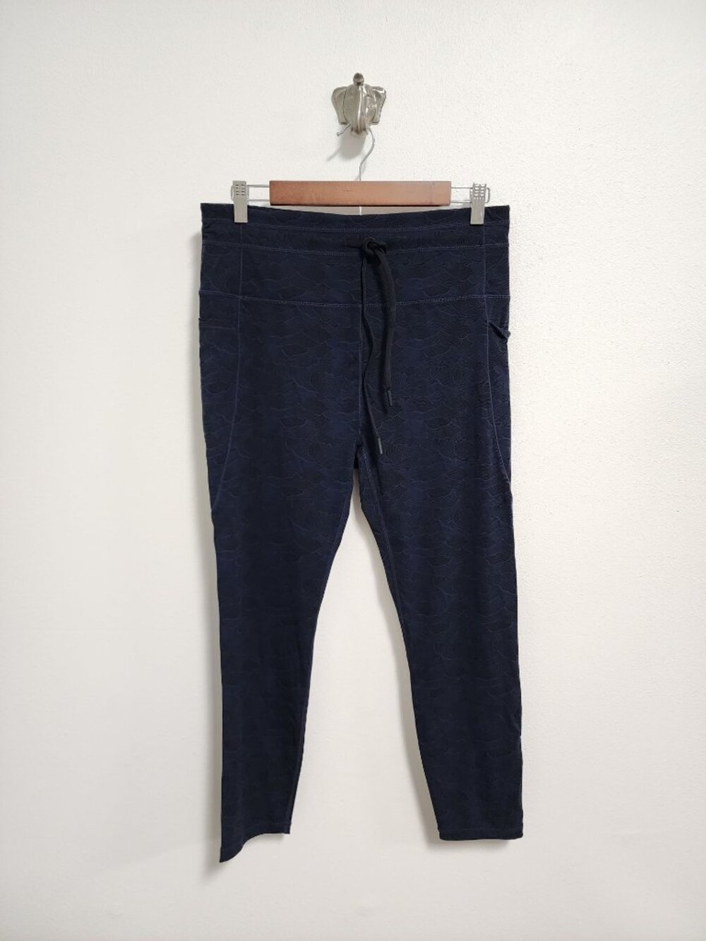 Zyia Active navy blue Terrace printed pocket drawstring luxe 7/8 legging 14-16